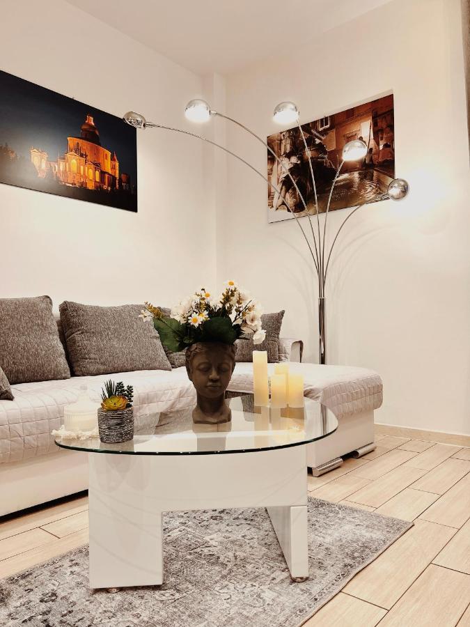 Futura Suite Apartment Болонья Экстерьер фото